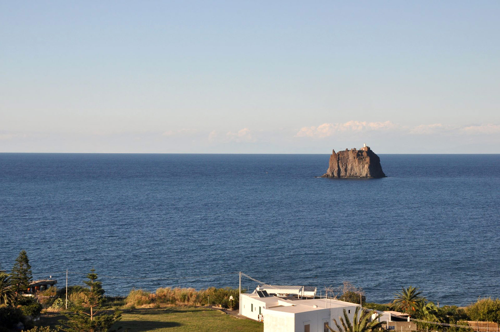 Stromboli (Photo license: CC BY 2.0)